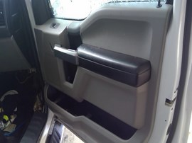 2017 FORD F-150, WHITE, XLT MODEL, CREW CAB, 3.5L, AT, 2WD,  F26364